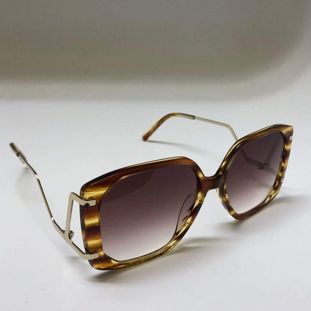 Woman’s Sunglasses 70’s Vibe New
